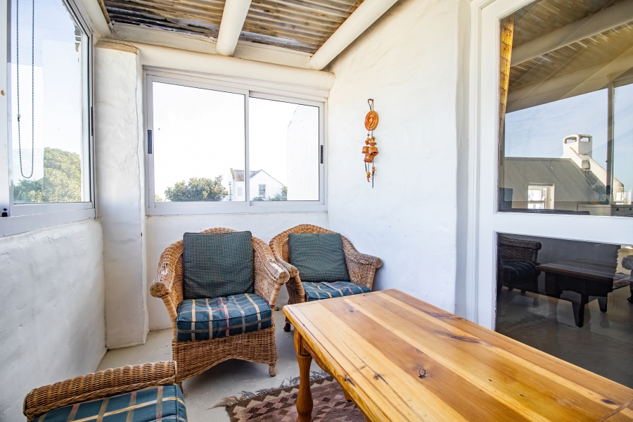 5 Bedroom Property for Sale in Bekbaai Western Cape
